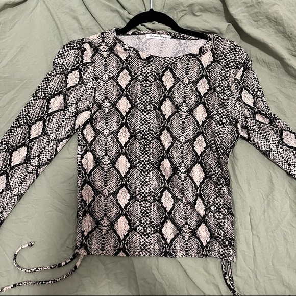 Snake print long sleeve shirt - Picture 2 of 5